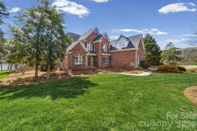 1132 Village Lake Drive, Monroe, NC 28110