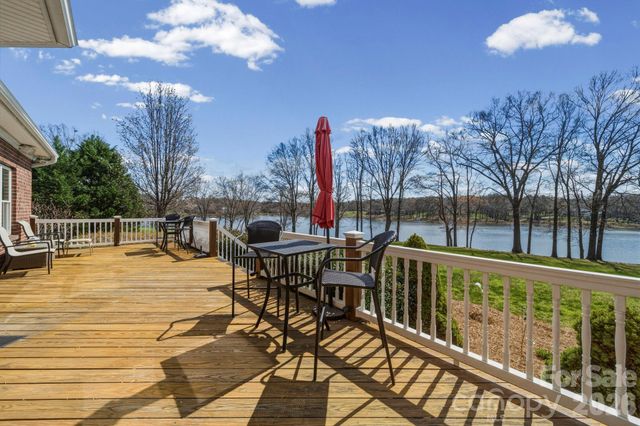 1132 Village Lake Drive, Monroe, NC 28110