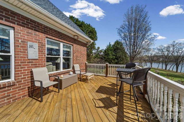 1132 Village Lake Drive, Monroe, NC 28110
