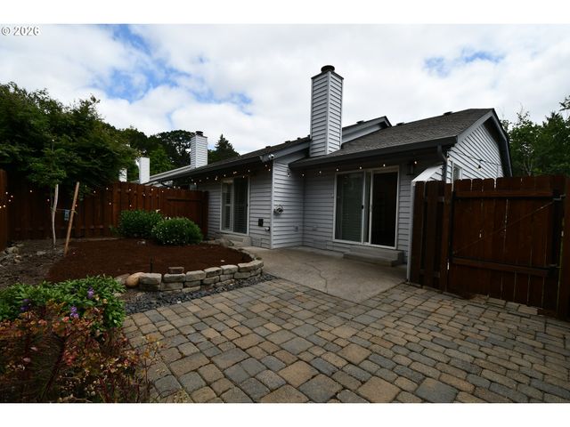 1910 Se 114TH Ct B, Vancouver, WA 98664