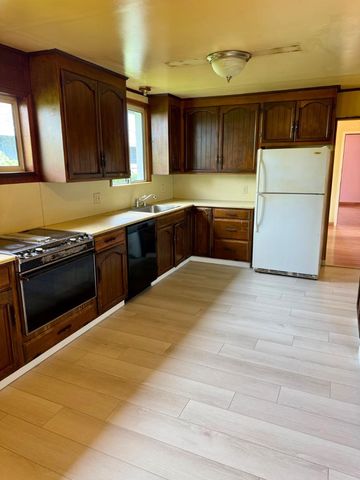 226 Manor Drive, South San Francisco, CA 94080