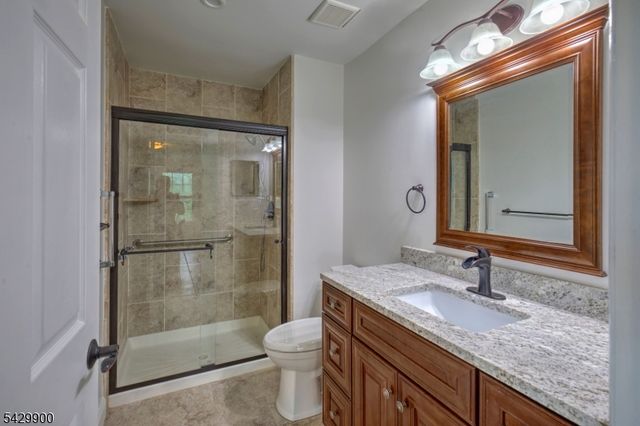 142 Woodward Ln, Bernards Twp., NJ 07920