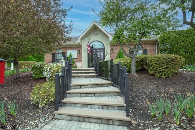 142 Woodward Ln, Bernards Twp., NJ 07920