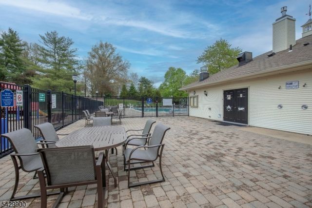 142 Woodward Ln, Bernards Twp., NJ 07920