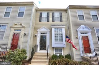 6623 SKYLEMAR TRL, Centreville, VA 20121