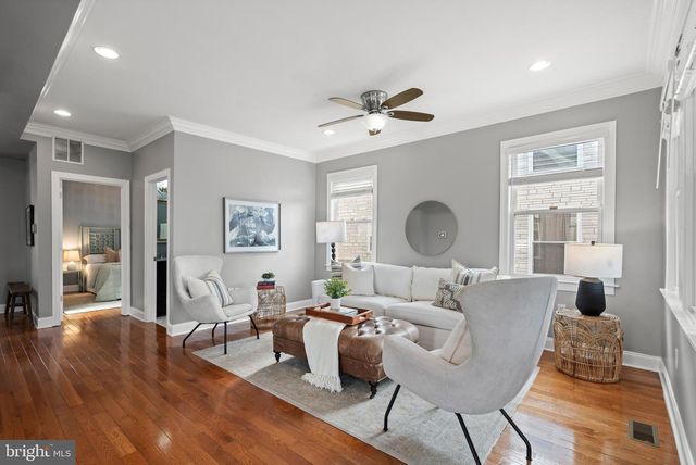 3021 24TH ST NE, Washington, DC 20018