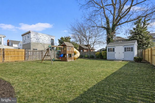 3021 24TH ST NE, Washington, DC 20018