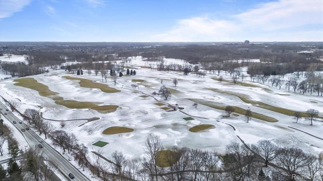 983 Wexford Way, Rochester Hills, MI 48307