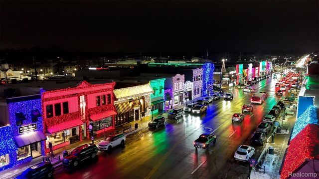 983 Wexford Way, Rochester Hills, MI 48307