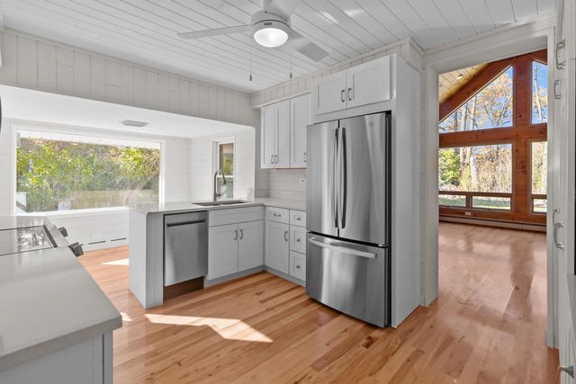 W3926 Springbrook ROAD, Lake Geneva, WI 53147