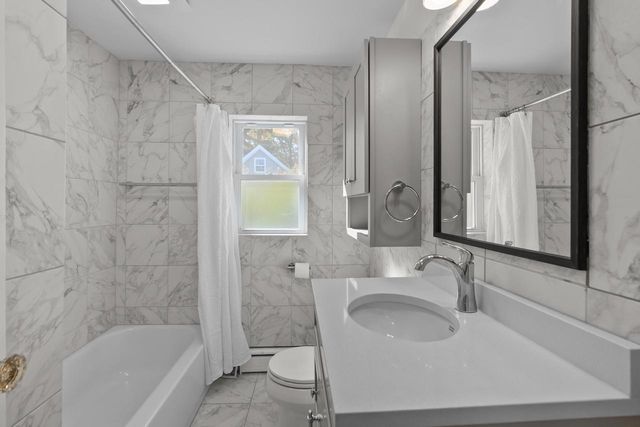 W3926 Springbrook ROAD, Lake Geneva, WI 53147