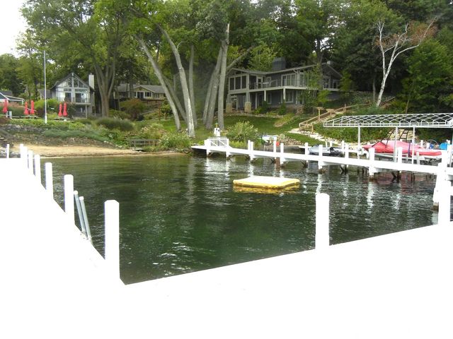 W3926 Springbrook ROAD, Lake Geneva, WI 53147