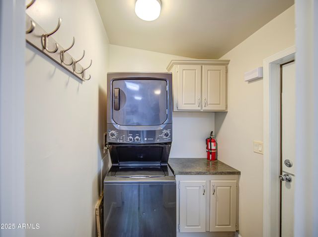 2208 W BASELINE Avenue 67, Apache Junction, AZ 85120