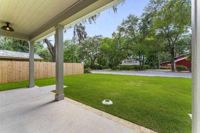 1001 Bayshore Drive, Niceville, FL 32578