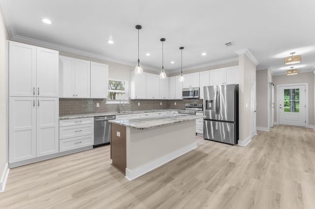 1001 Bayshore Drive, Niceville, FL 32578