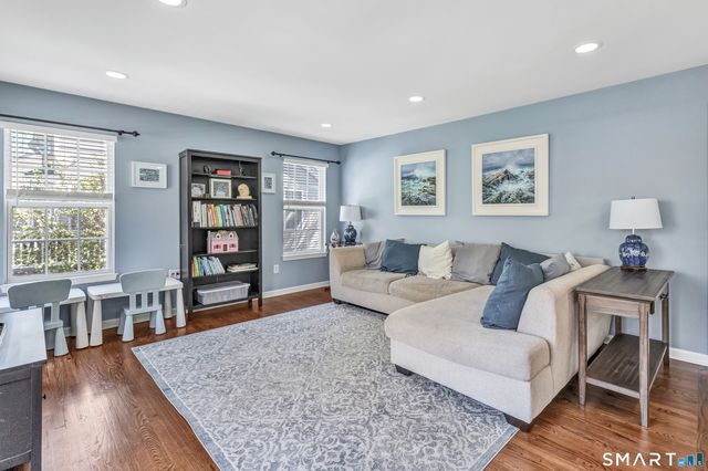 255 Acorn Lane, Milford, CT 06461