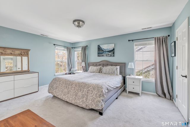 255 Acorn Lane, Milford, CT 06461