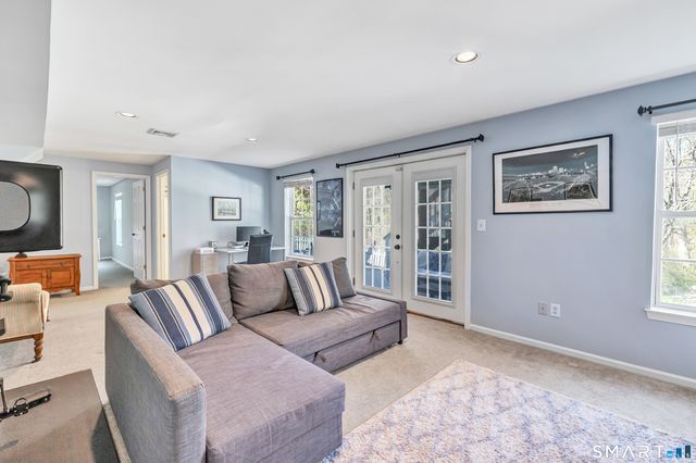 255 Acorn Lane, Milford, CT 06461