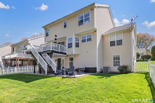 255 Acorn Lane, Milford, CT 06461