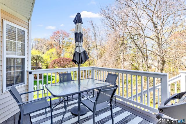 255 Acorn Lane, Milford, CT 06461