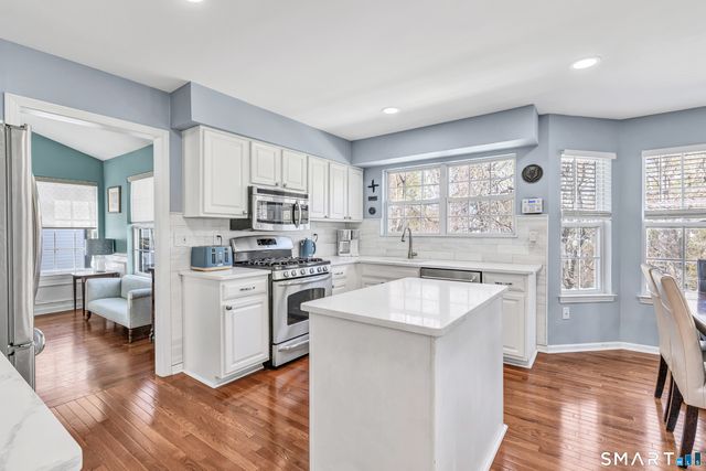 255 Acorn Lane, Milford, CT 06461
