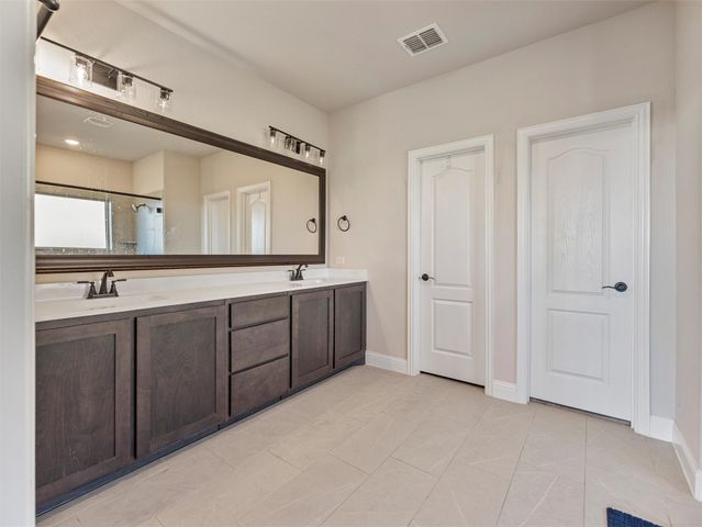 194 morning light Lane, Waxahachie, TX 75165