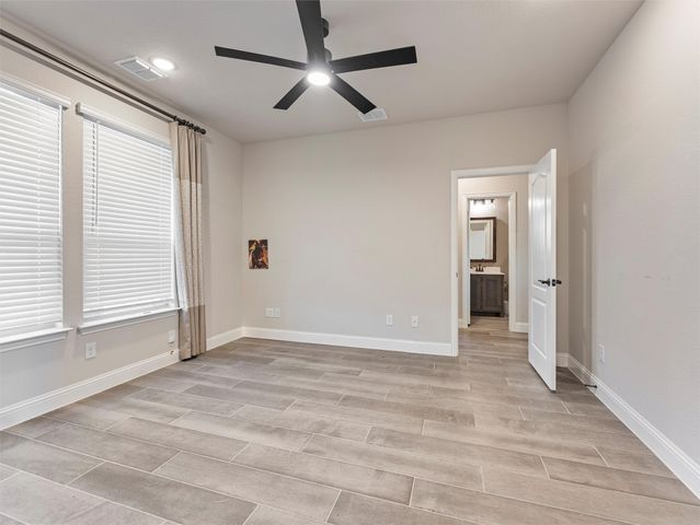 194 morning light Lane, Waxahachie, TX 75165