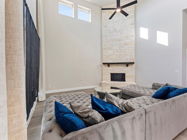 194 morning light Lane, Waxahachie, TX 75165