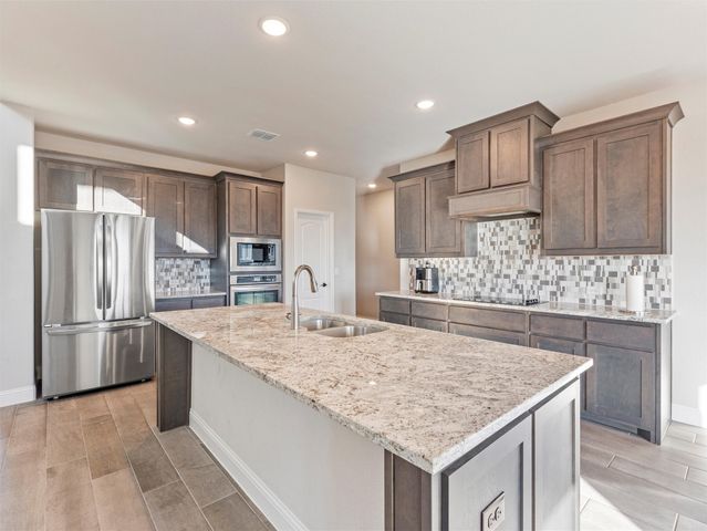 194 morning light Lane, Waxahachie, TX 75165