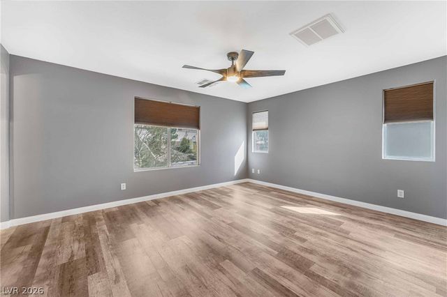 10748 CHICKASAW BEND Court, Las Vegas, NV 89129