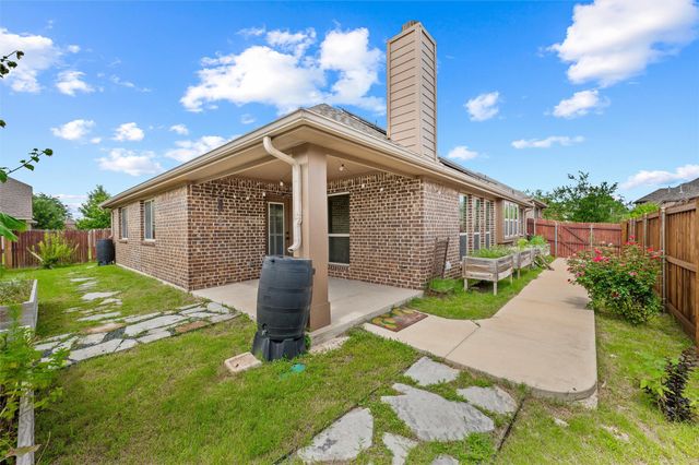 512 Carnation Lane, Mansfield, TX 76063