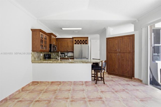 2160 NW 188th Ter, Pembroke Pines, FL 33029