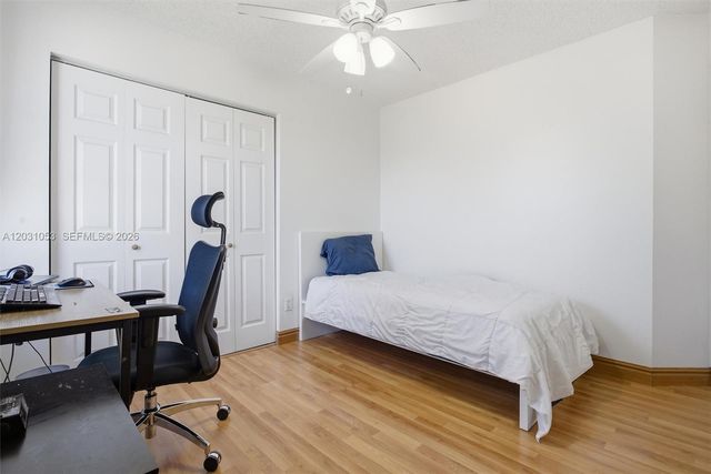 2160 NW 188th Ter, Pembroke Pines, FL 33029