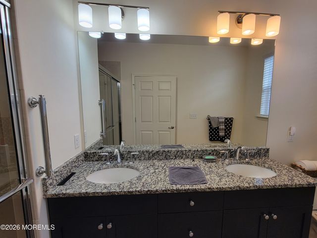 15 Sunrise Lane, Barnegat, NJ 08005