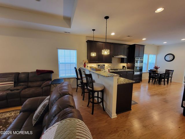 15 Sunrise Lane, Barnegat, NJ 08005