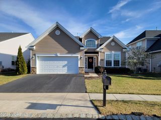 15 Sunrise Lane, Barnegat, NJ 08005
