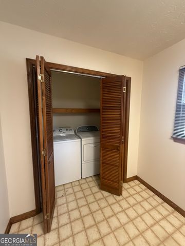 260 White Acres Drive, Stockbridge, GA 30281