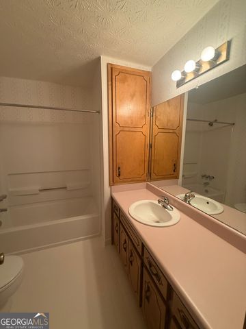 260 White Acres Drive, Stockbridge, GA 30281