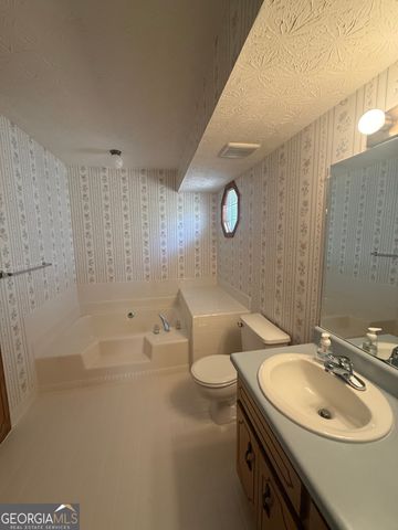 260 White Acres Drive, Stockbridge, GA 30281