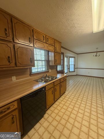 260 White Acres Drive, Stockbridge, GA 30281