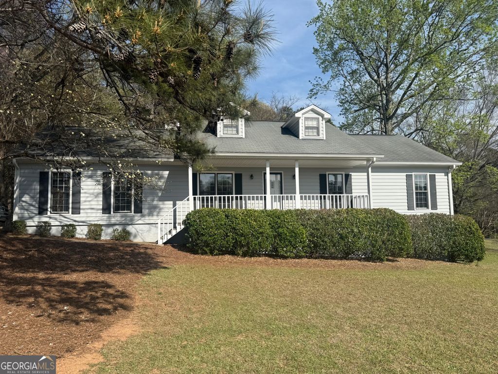260 White Acres Drive, Stockbridge, GA 30281