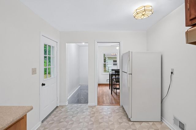 12916 Fairfield Road W, Minnetonka, MN 55305