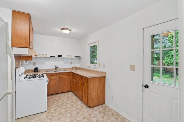 12916 Fairfield Road W, Minnetonka, MN 55305