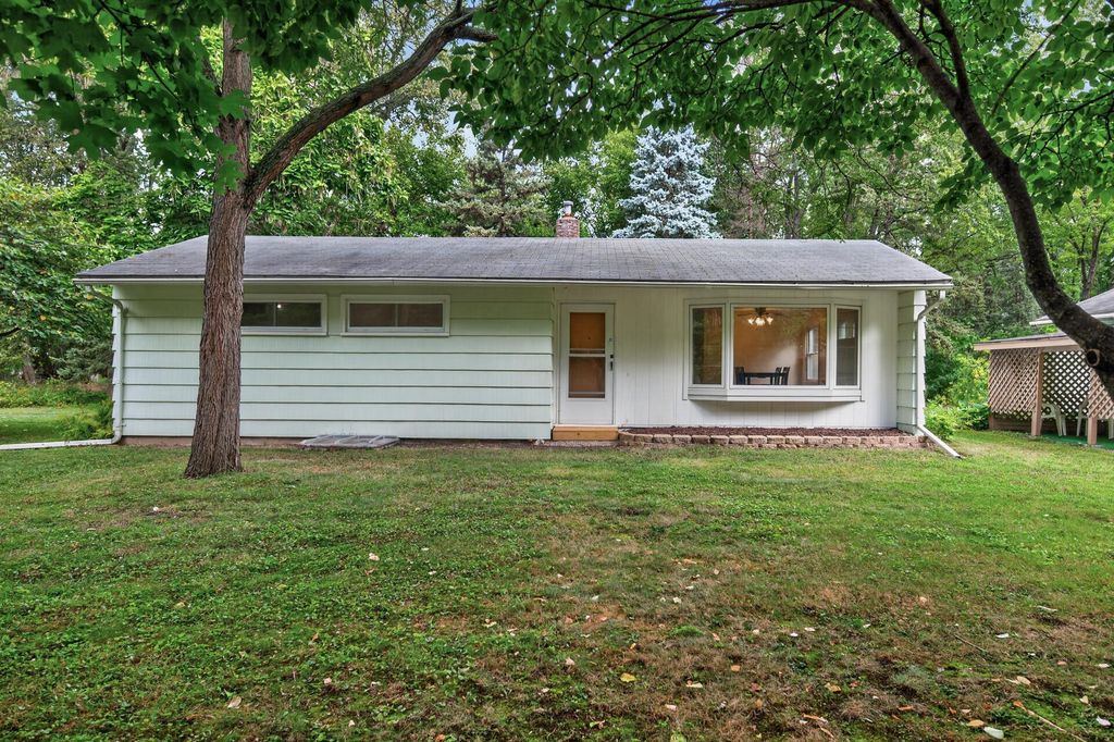 12916 Fairfield Road W, Minnetonka, MN 55305 — photo 2
