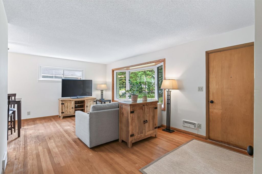 12916 Fairfield Road W, Minnetonka, MN 55305 — photo 3