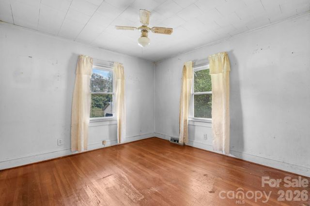 2656 Barrier Loop, Morganton, NC 28655