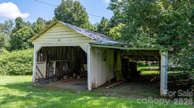2656 Barrier Loop, Morganton, NC 28655
