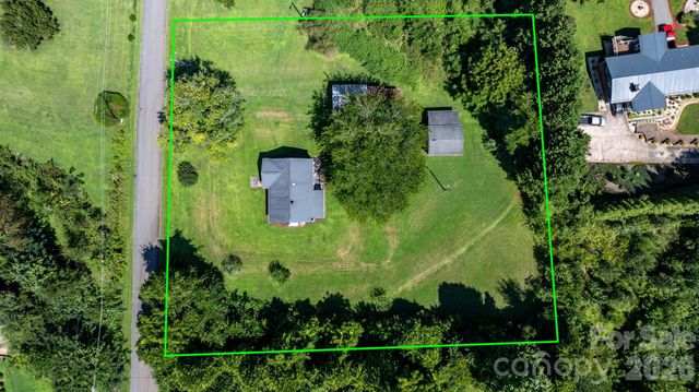2656 Barrier Loop, Morganton, NC 28655