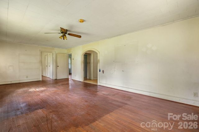 2656 Barrier Loop, Morganton, NC 28655