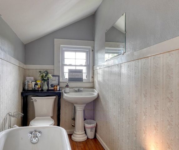 32 Aquone Road, Andrews, NC 28901